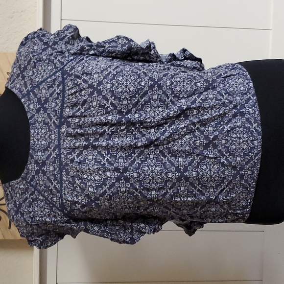 Small Petite American Eagle Outfitters - Picture 5 of 7